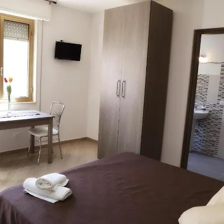 Oda ve Kahvaltı La Bussola